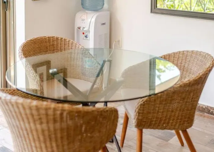 Hébergement de vacances Unwind At Magdalena, Private With 3 Bedrooms, Rooftop Pool And Fast Wi-fi For Digital Nomads