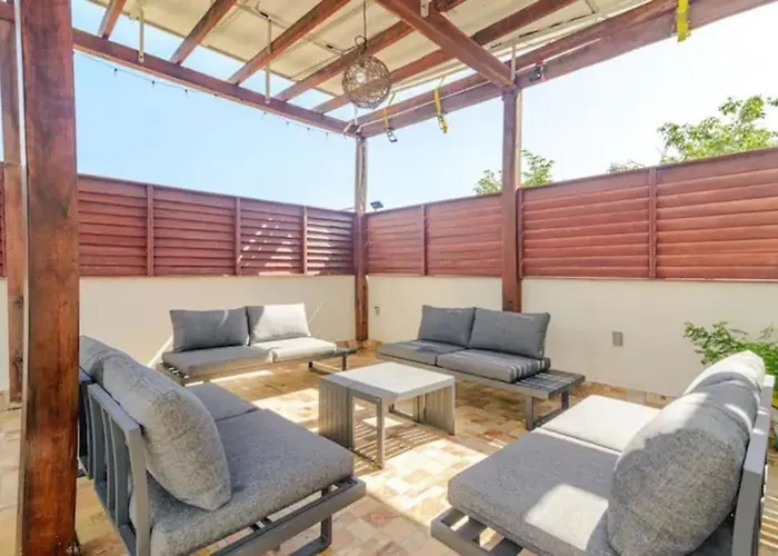 Unwind At Magdalena, Private With 3 Bedrooms, Rooftop Pool And Fast Wi-fi For Digital Nomads Hébergement de vacances Tulum