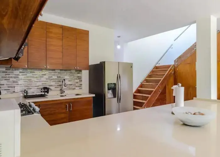 Unwind At Magdalena, Private With 3 Bedrooms, Rooftop Pool And Fast Wi-fi For Digital Nomads