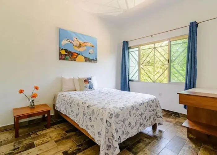 Unwind At Magdalena, Private With 3 Bedrooms, Rooftop Pool And Fast Wi-fi For Digital Nomads Hébergement de vacances *