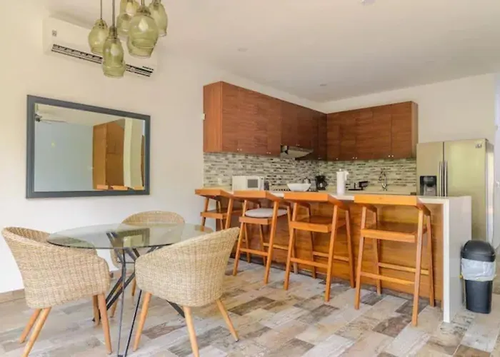 Unwind At Magdalena, Private With 3 Bedrooms, Rooftop Pool And Fast Wi-fi For Digital Nomads Hébergement de vacances Tulum